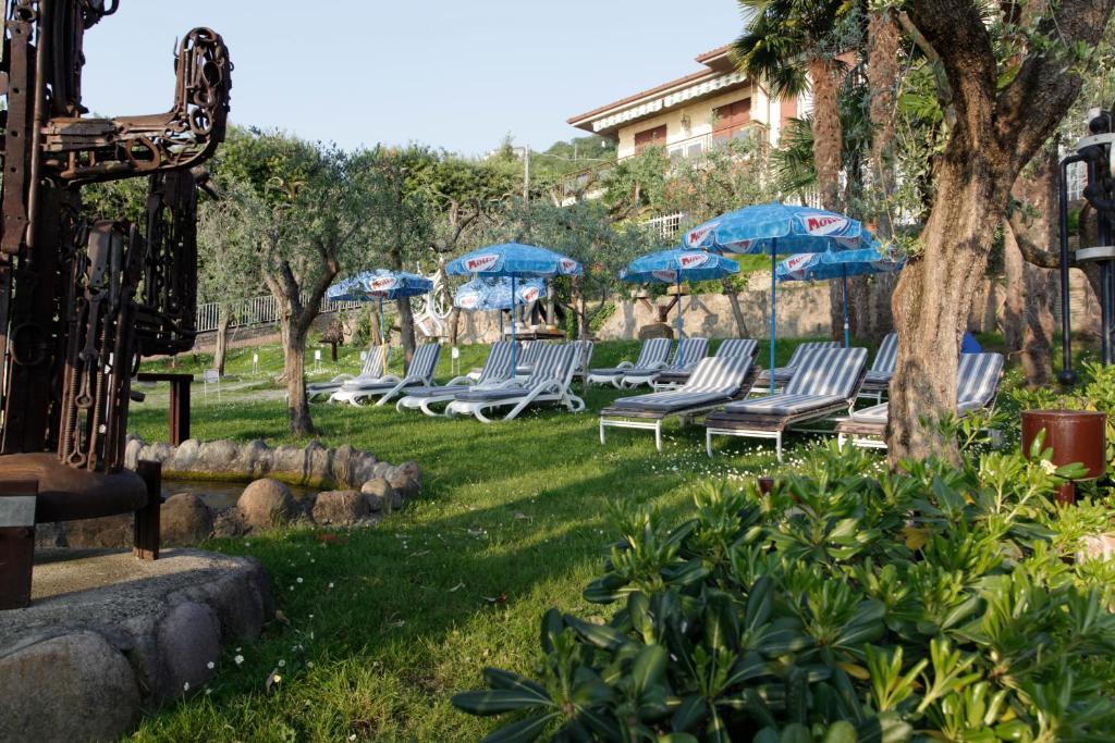 Hotel Fraderiana Торри-дель-Бенако Номер фото